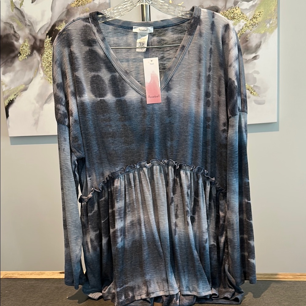 Rosebell Blue Gray Ruffled V-Neck Long Sleeve Top